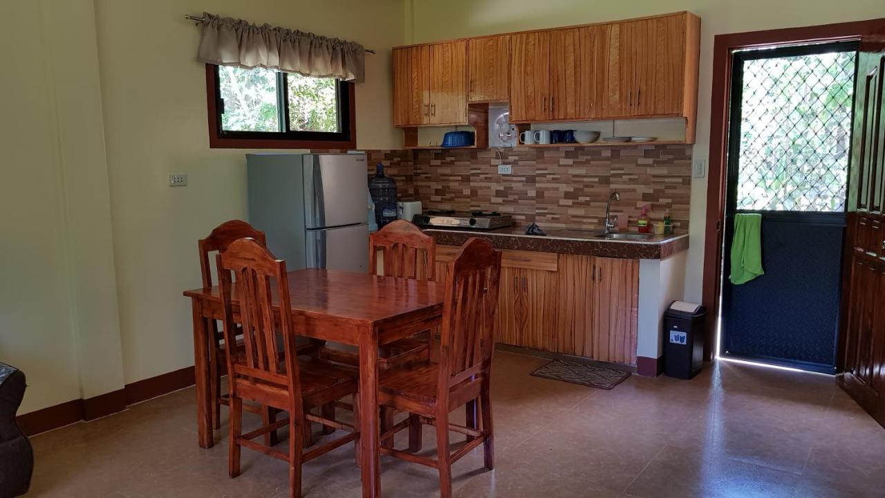 Paco'S Garden Home Stay Mambajao Kültér fotó
