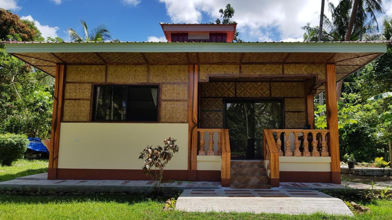 Paco'S Garden Home Stay Mambajao Kültér fotó