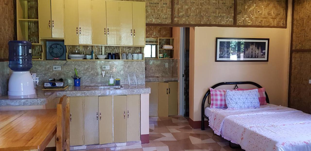 Paco'S Garden Home Stay Mambajao Kültér fotó