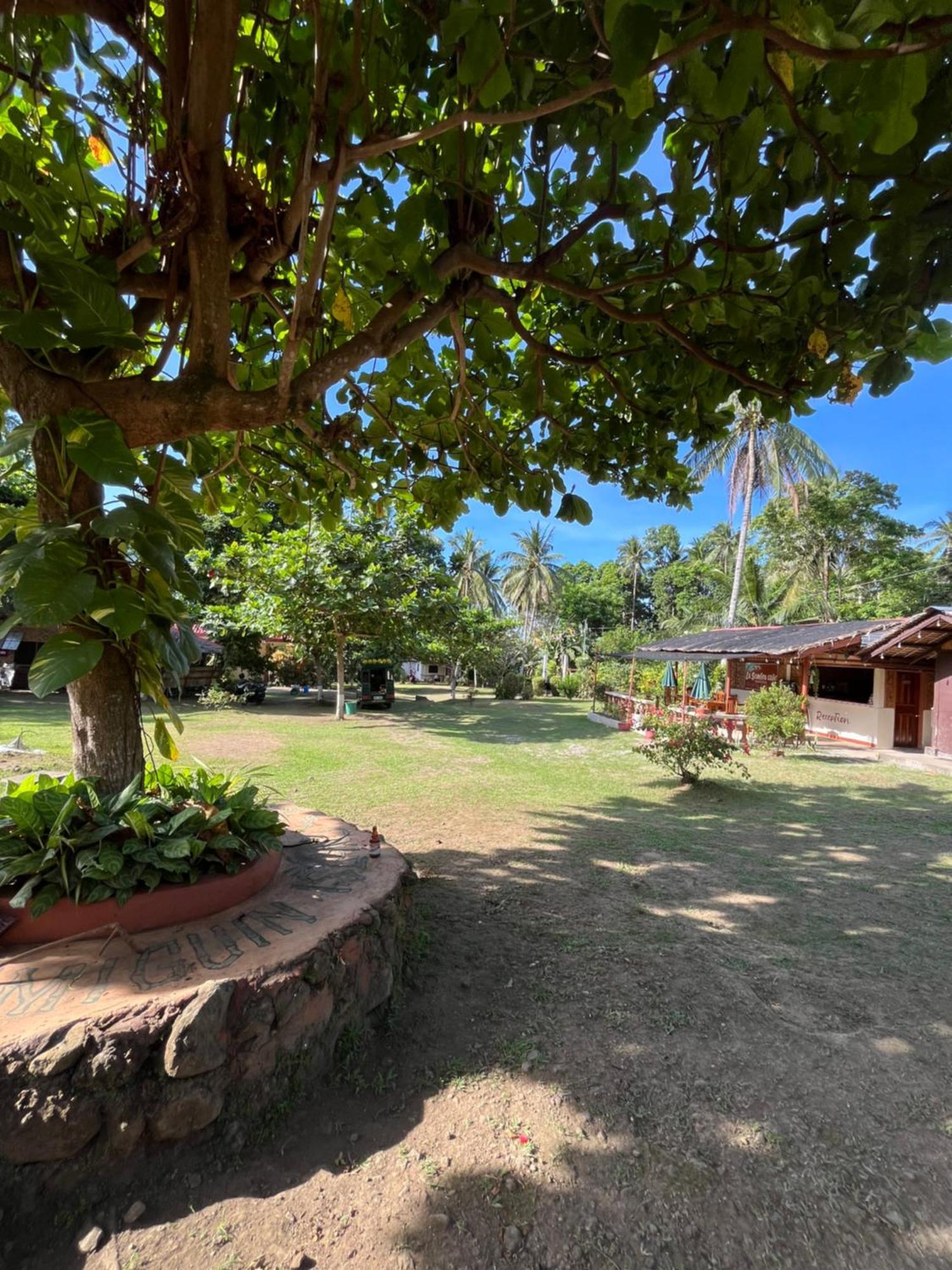 Paco'S Garden Home Stay Mambajao Kültér fotó