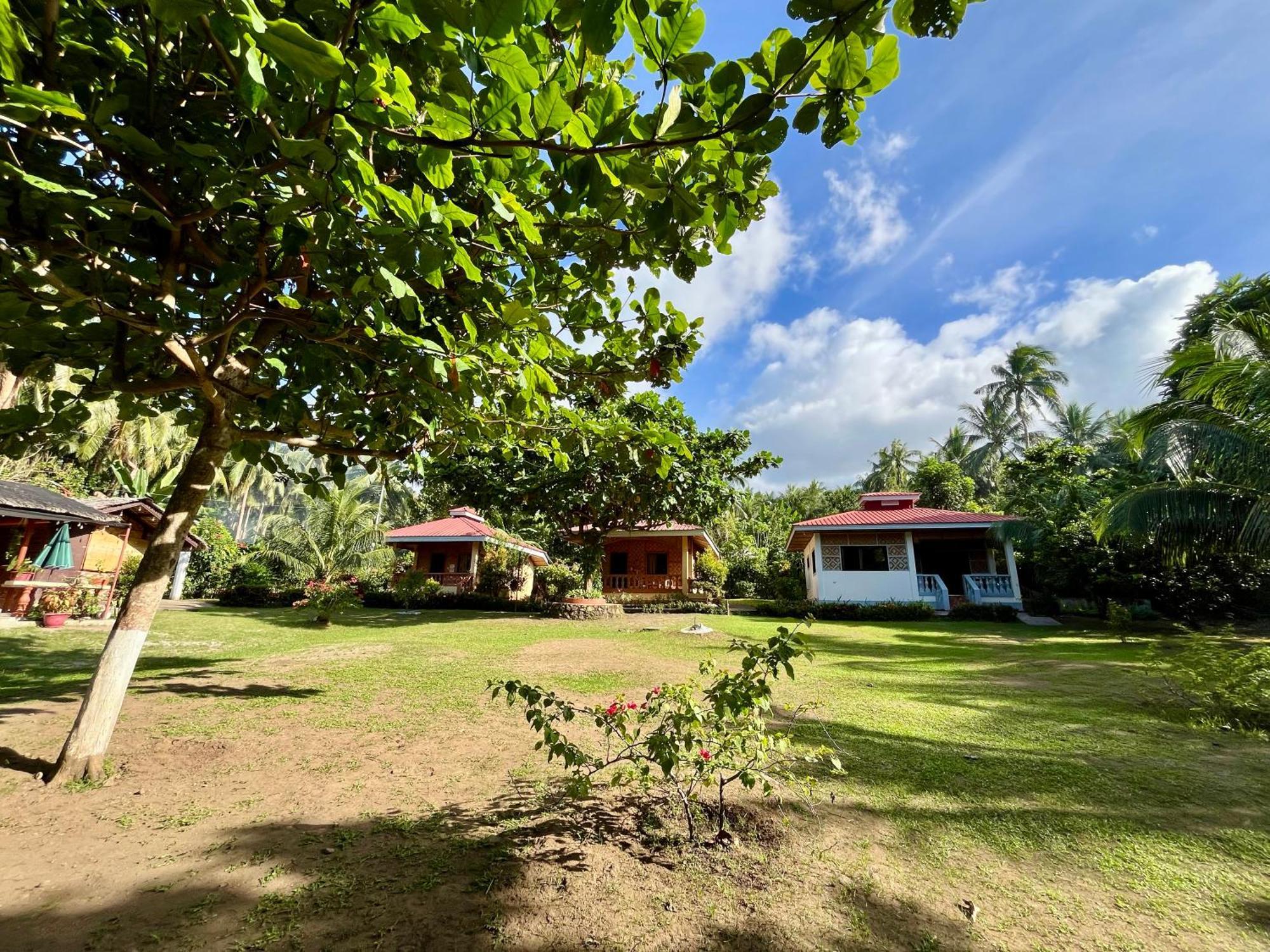 Paco'S Garden Home Stay Mambajao Kültér fotó